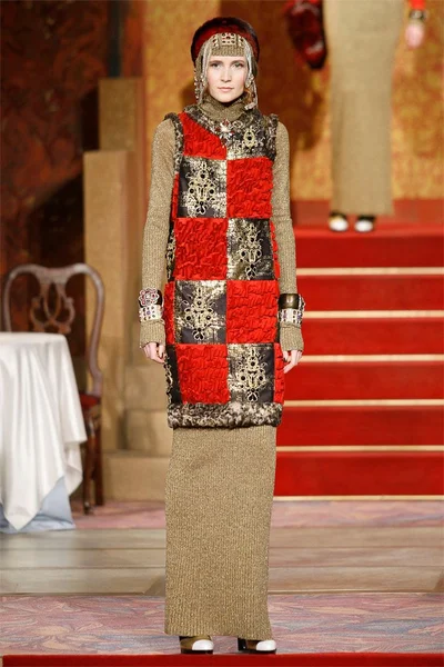 Look 32